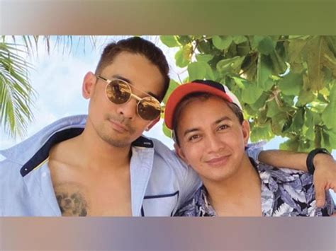 cute na titi ni boy inilaban pa|Tumirik ang mga mata nung umpisa ko na syang iyotin .